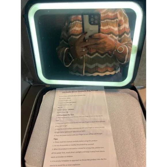 LED vanity mirror cosmetic case - black NEW